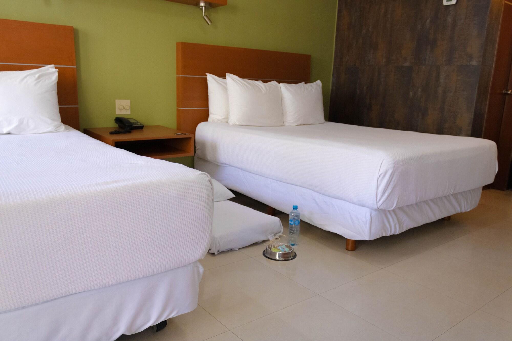 Hotel Calafia Mexicali Exteriér fotografie