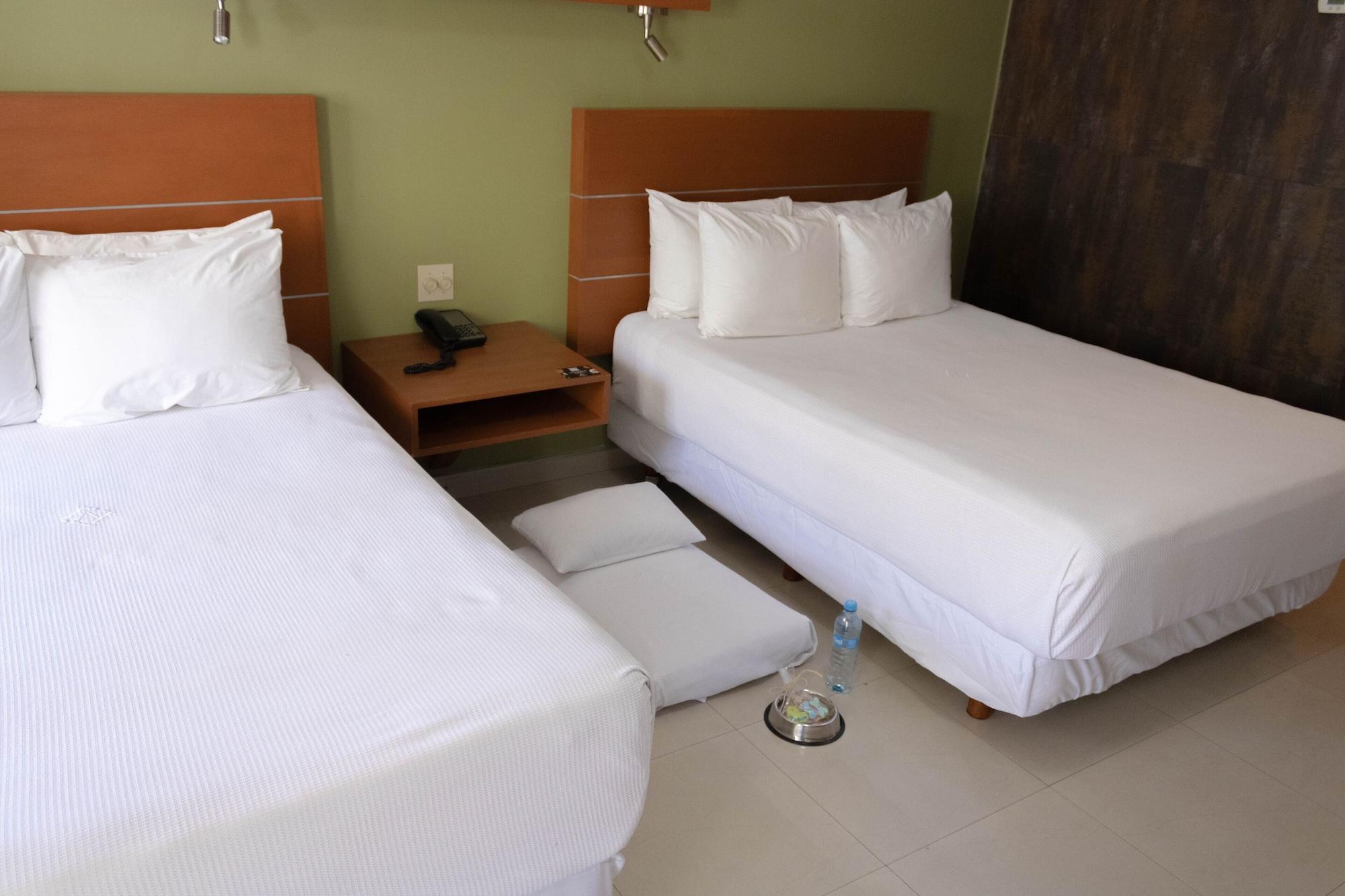 Hotel Calafia Mexicali Exteriér fotografie