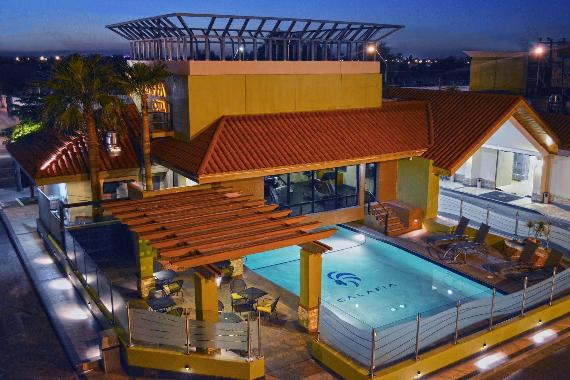 Hotel Calafia Mexicali Exteriér fotografie